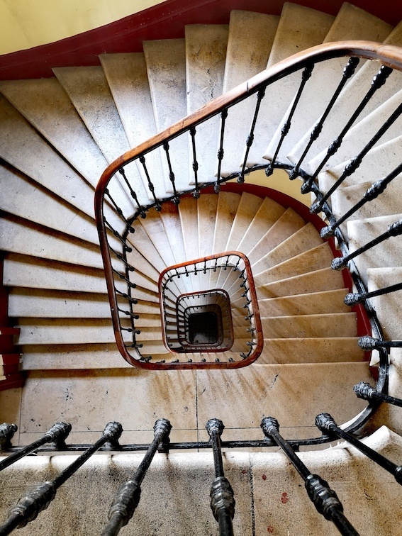 Travaux de restauration d'un immeuble bordelais 2023 : Etat des lieux - Cage d'escaliers